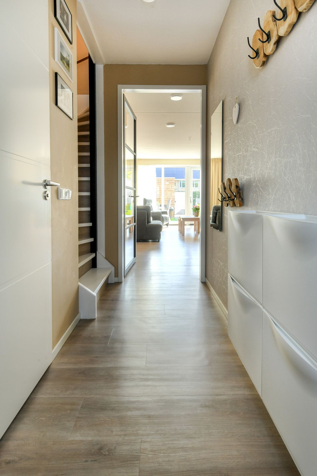 Photo 20 of Heinsiusstraat 25