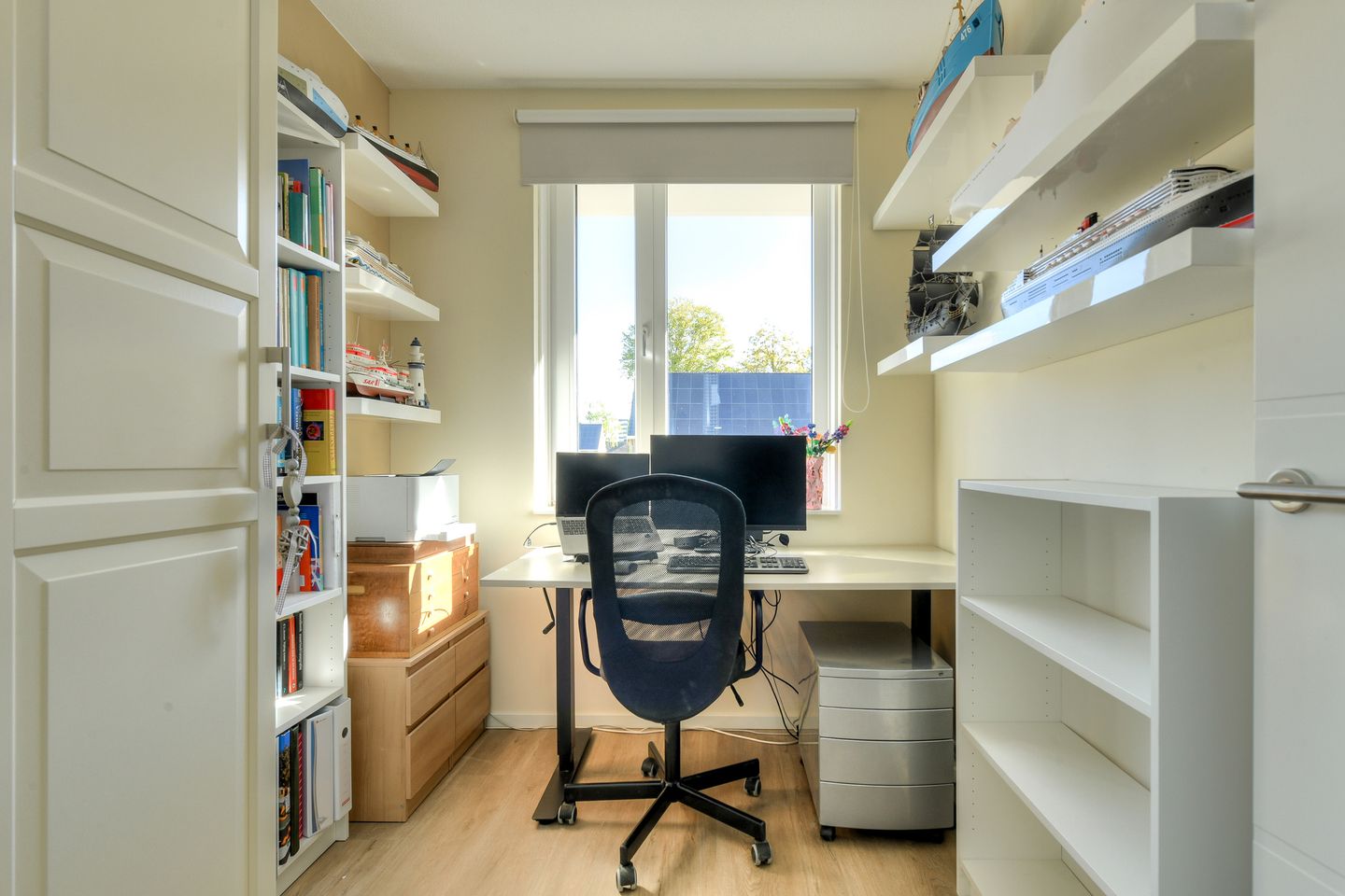 Photo 29 of Heinsiusstraat 25