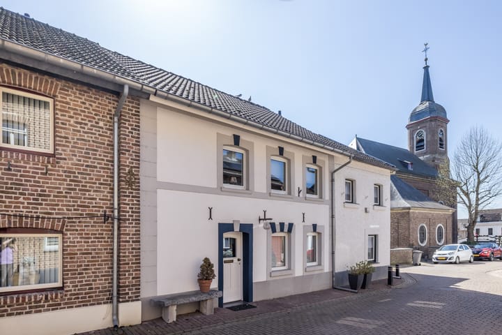 Foto 1 van Sint Agathastraat 4