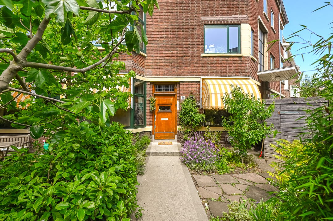 Foto 1 van Aalbessenstraat 31