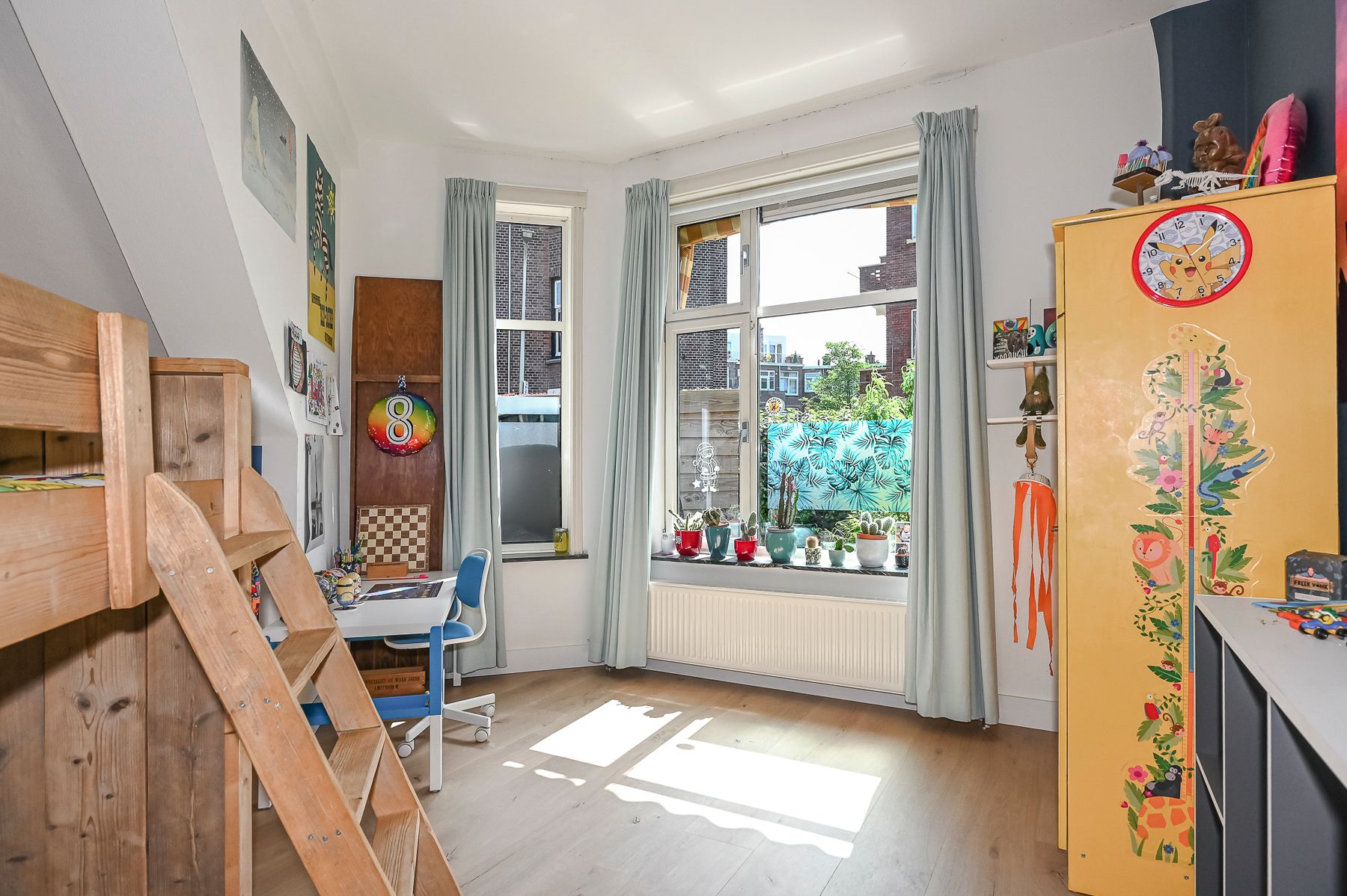 Foto 9 van Aalbessenstraat 31