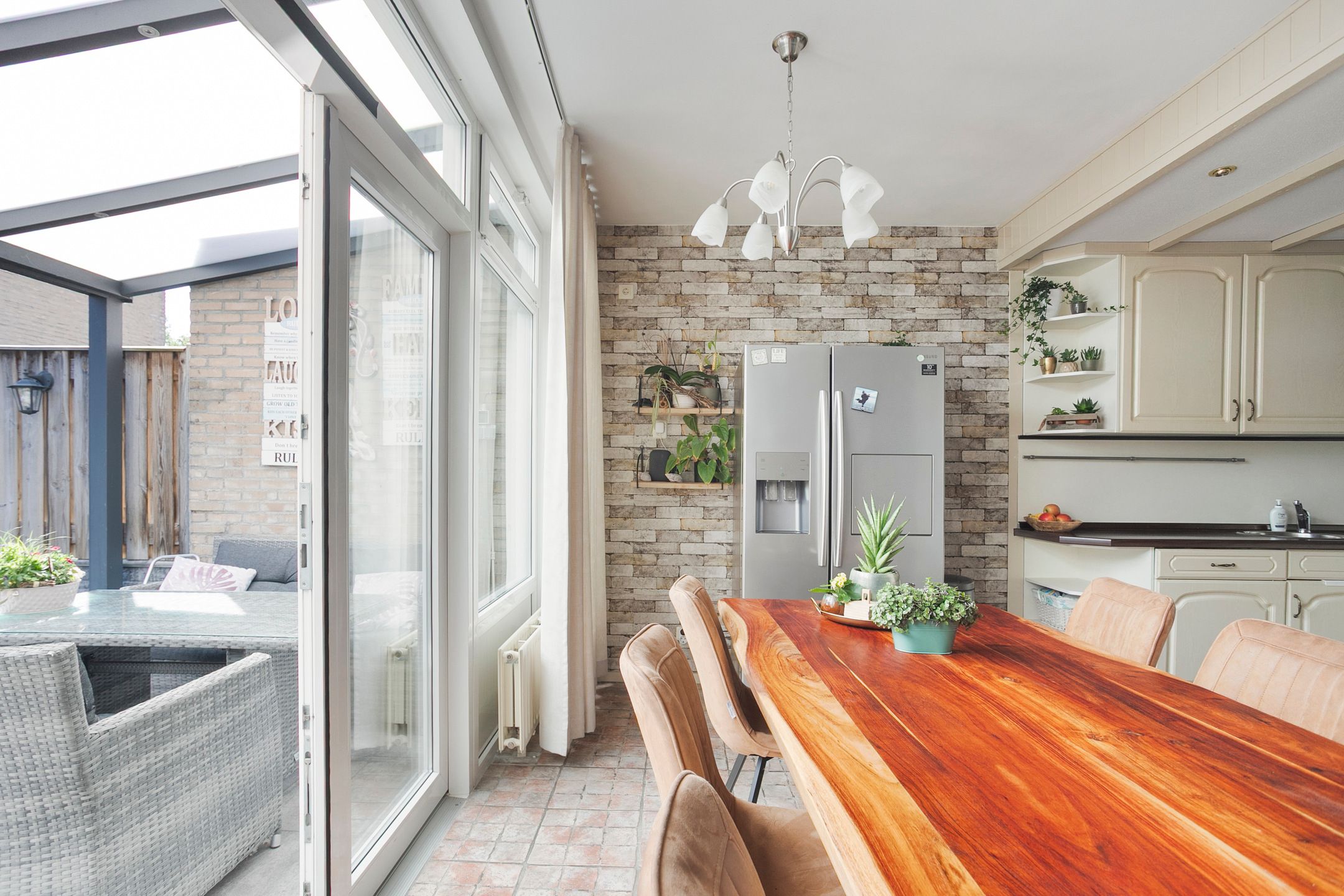 Foto 9 van Gouverneur Houbenstraat 82