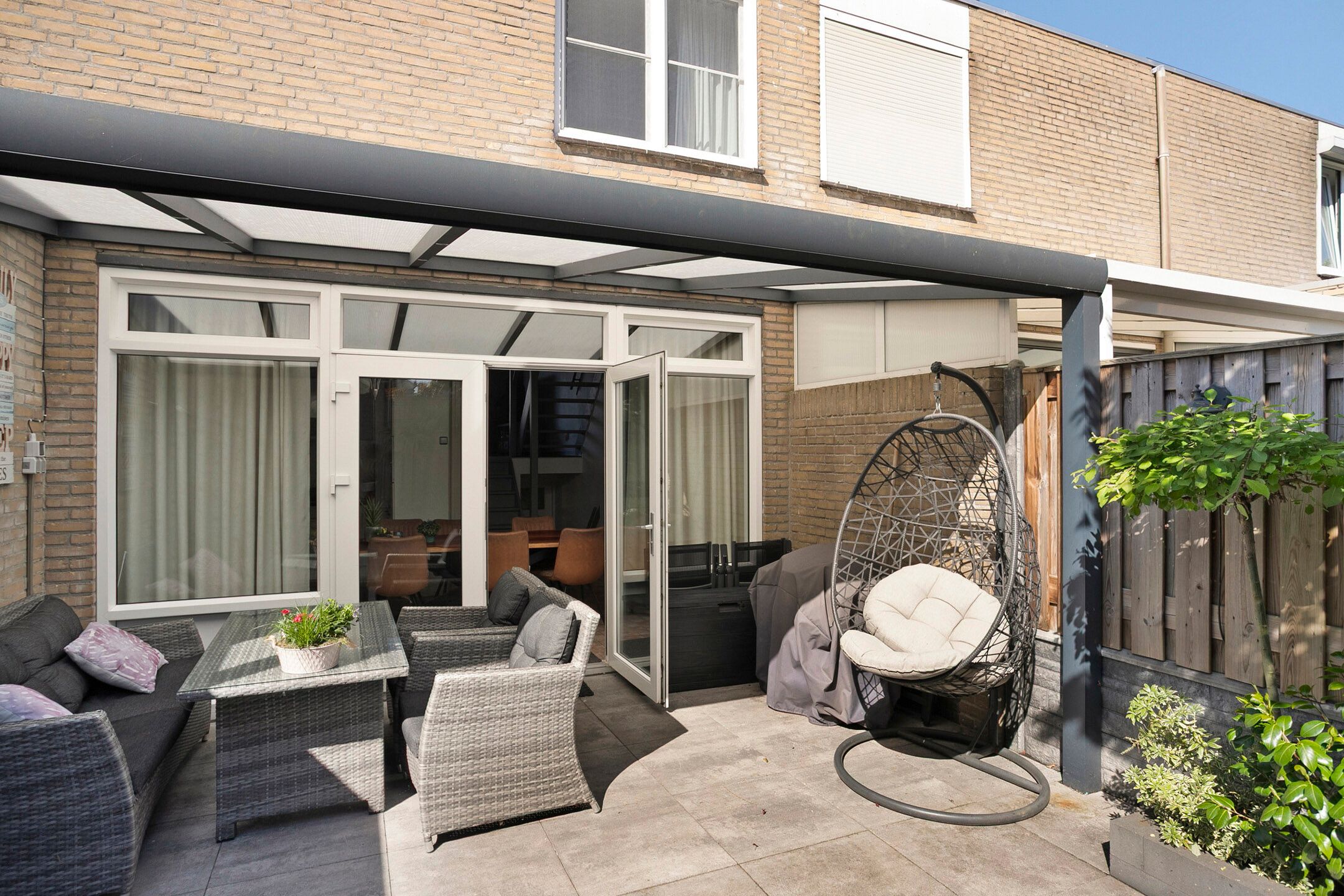 Foto 18 van Gouverneur Houbenstraat 82