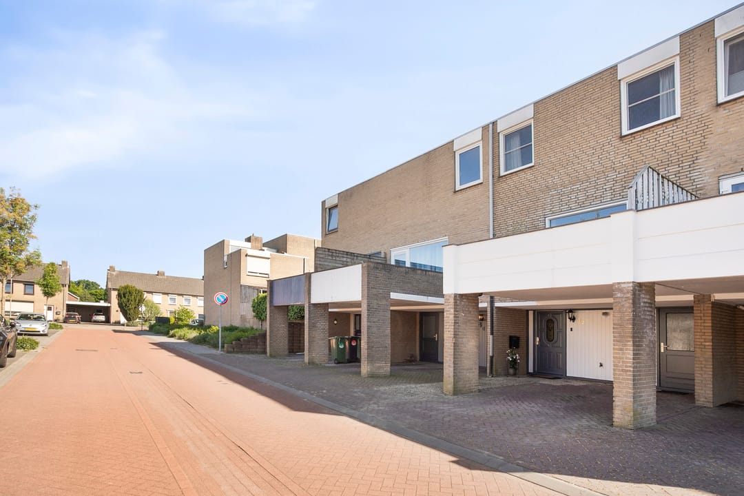 Foto 37 van Gouverneur Houbenstraat 82