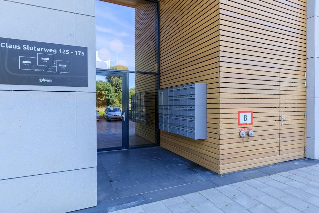 Photo 6 of Claus Sluterweg 167