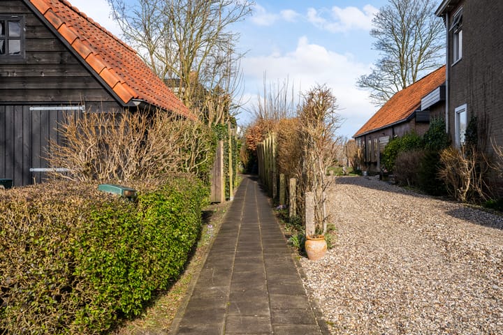 Foto 10 van Hoofdweg 66