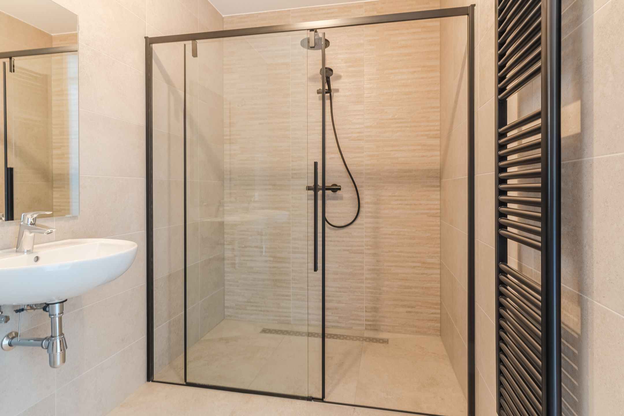 Foto 24 van Markendaalseweg 74-E1