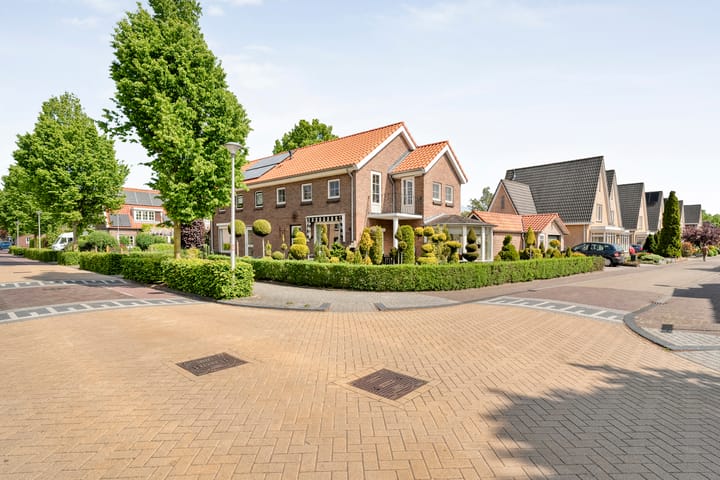 Foto 38 van Beatrixstraat 7