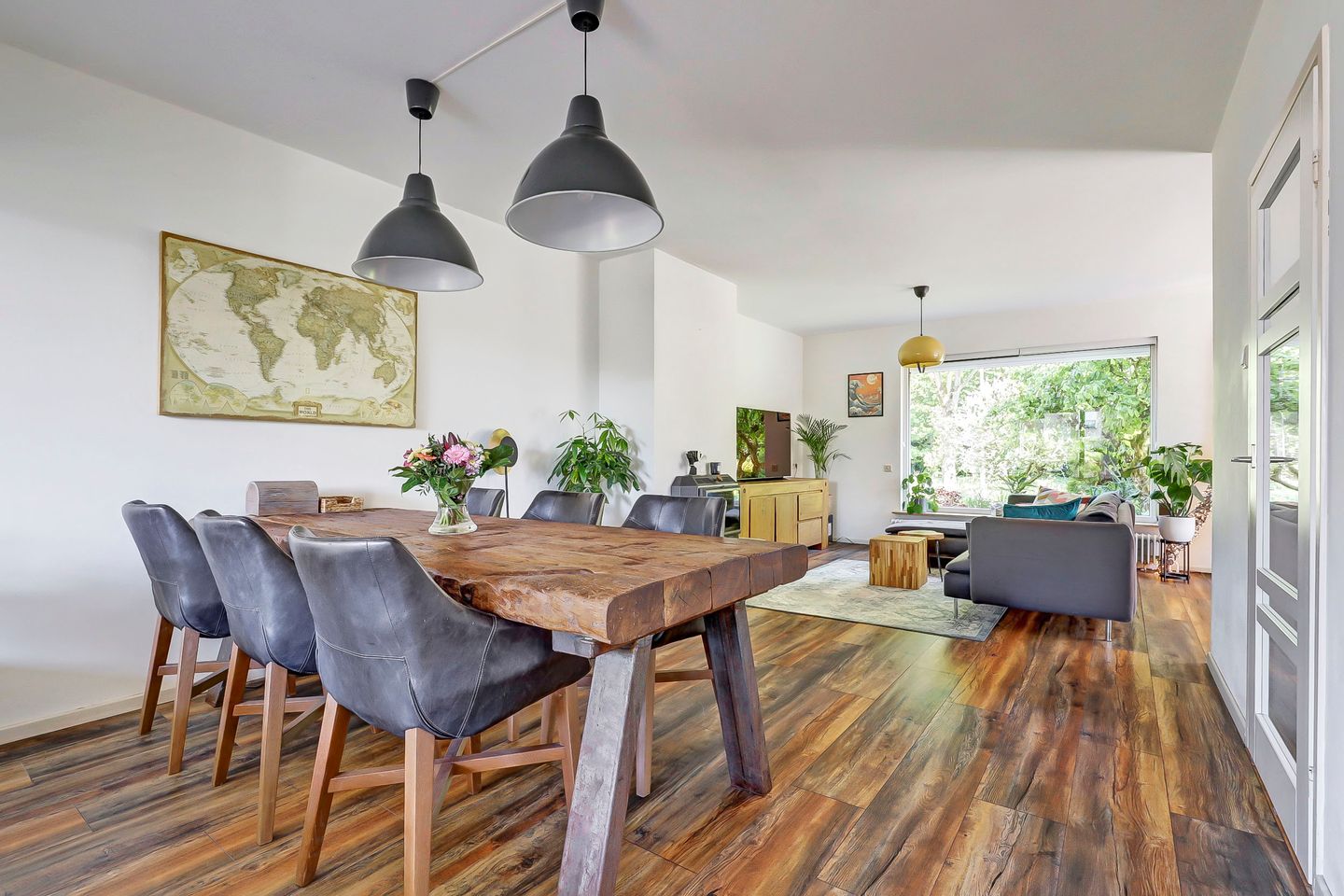 Photo 14 of Paulus Potterstraat 8