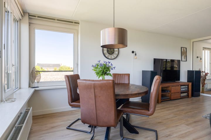 Foto 27 van Romkeslaan 100