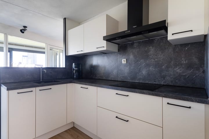 Foto 38 van Romkeslaan 100