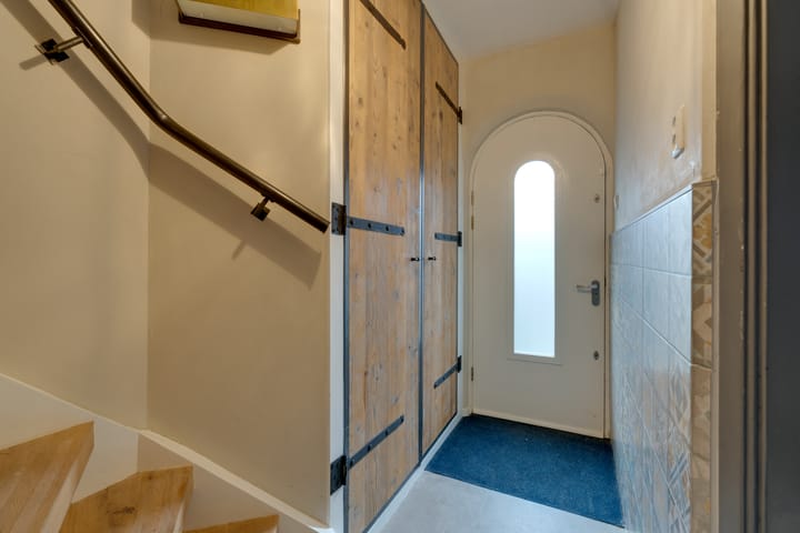 Foto 9 van De Surmontstraat 14