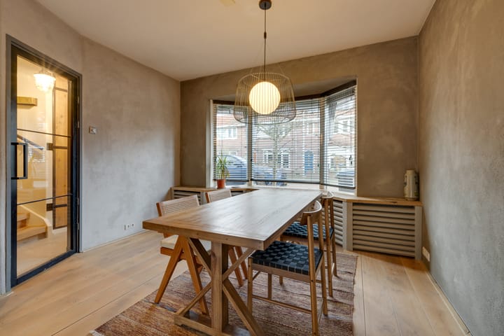 Foto 13 van De Surmontstraat 14