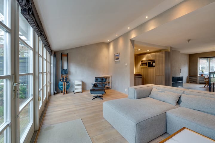 Foto 25 van De Surmontstraat 14