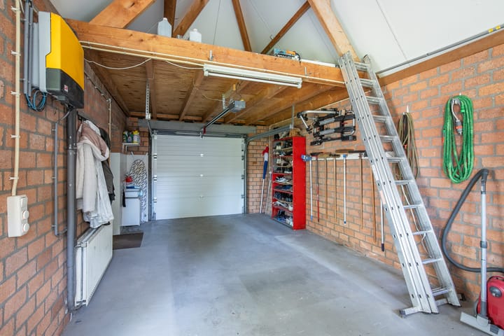 Foto 13 van De Leucker 9