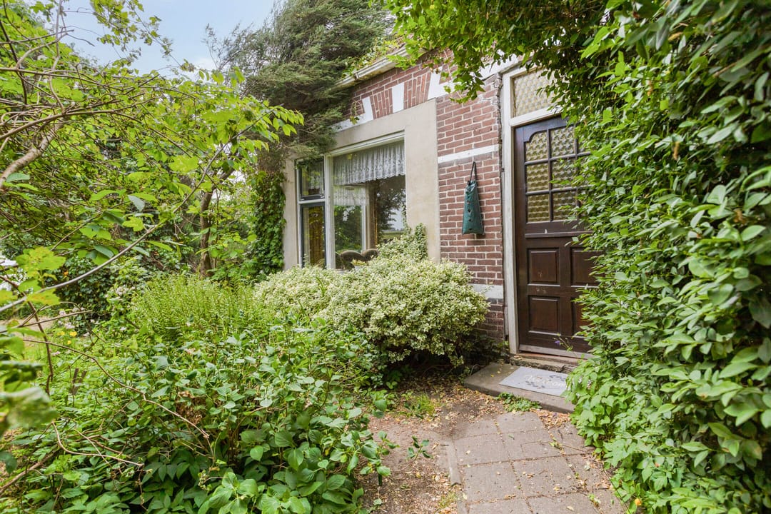 Photo 2 of Middenweg 60