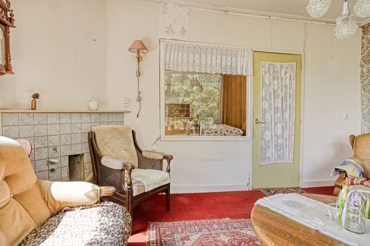 Foto 15 van Middenweg 60