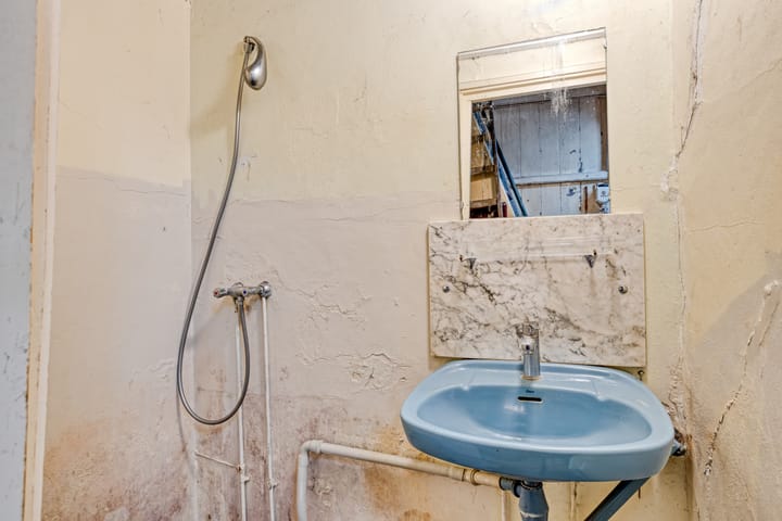 Foto 21 van Middenweg 60