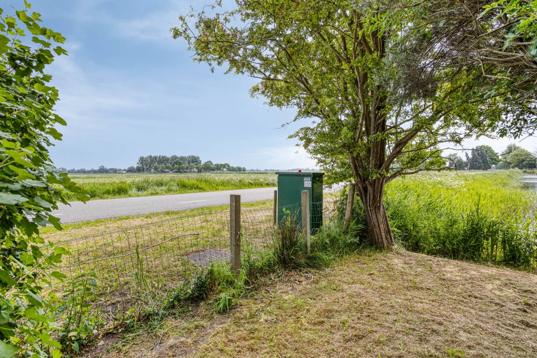 Photo 37 of Middenweg 60