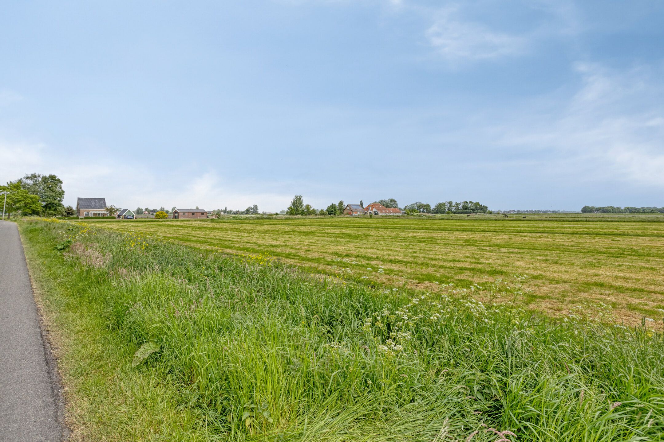 Photo 42 of Middenweg 60