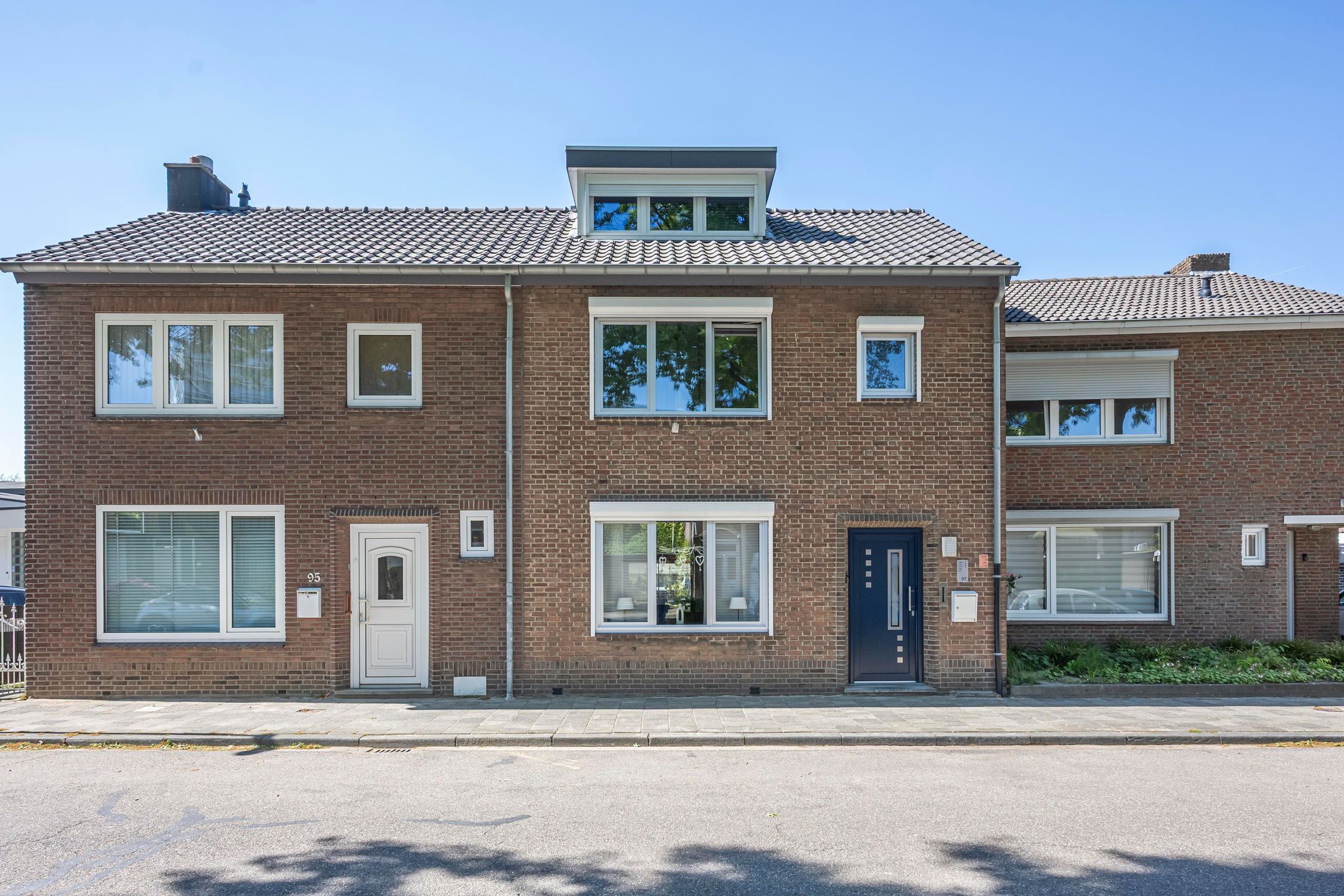 Photo 30 of Leon Biessenstraat 97