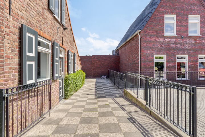 Foto 6 van Schoolstraat 30