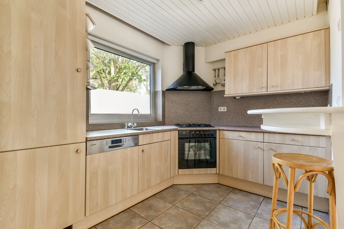 Foto 5 van Weerestein 25