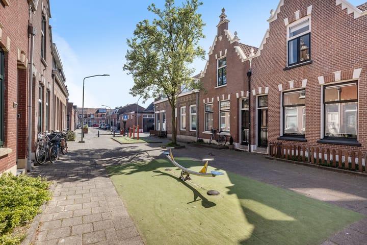 Foto 8 van Lombokstraat 19