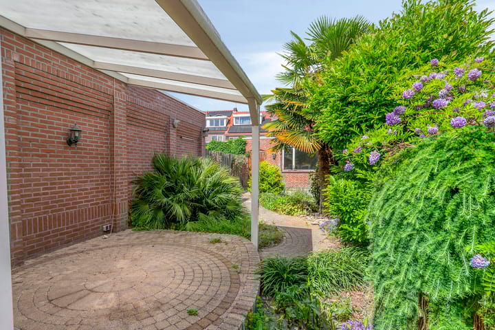 Foto 22 van Zeelsterstraat 166