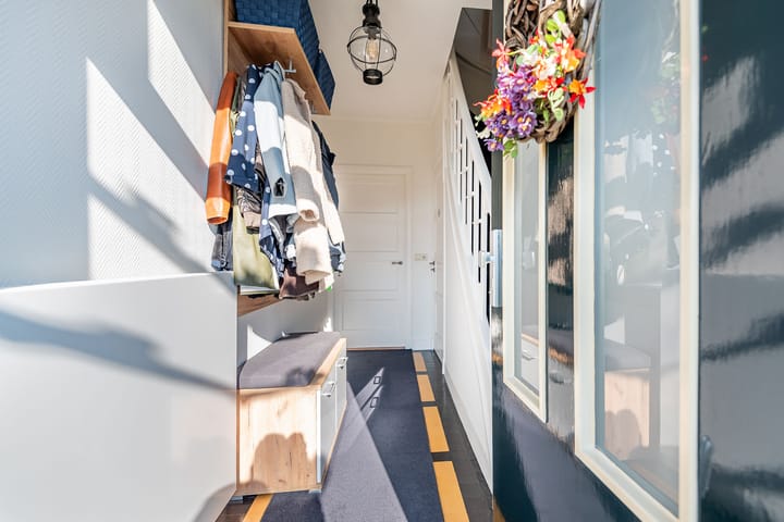 Foto 8 van Julianaboom 17