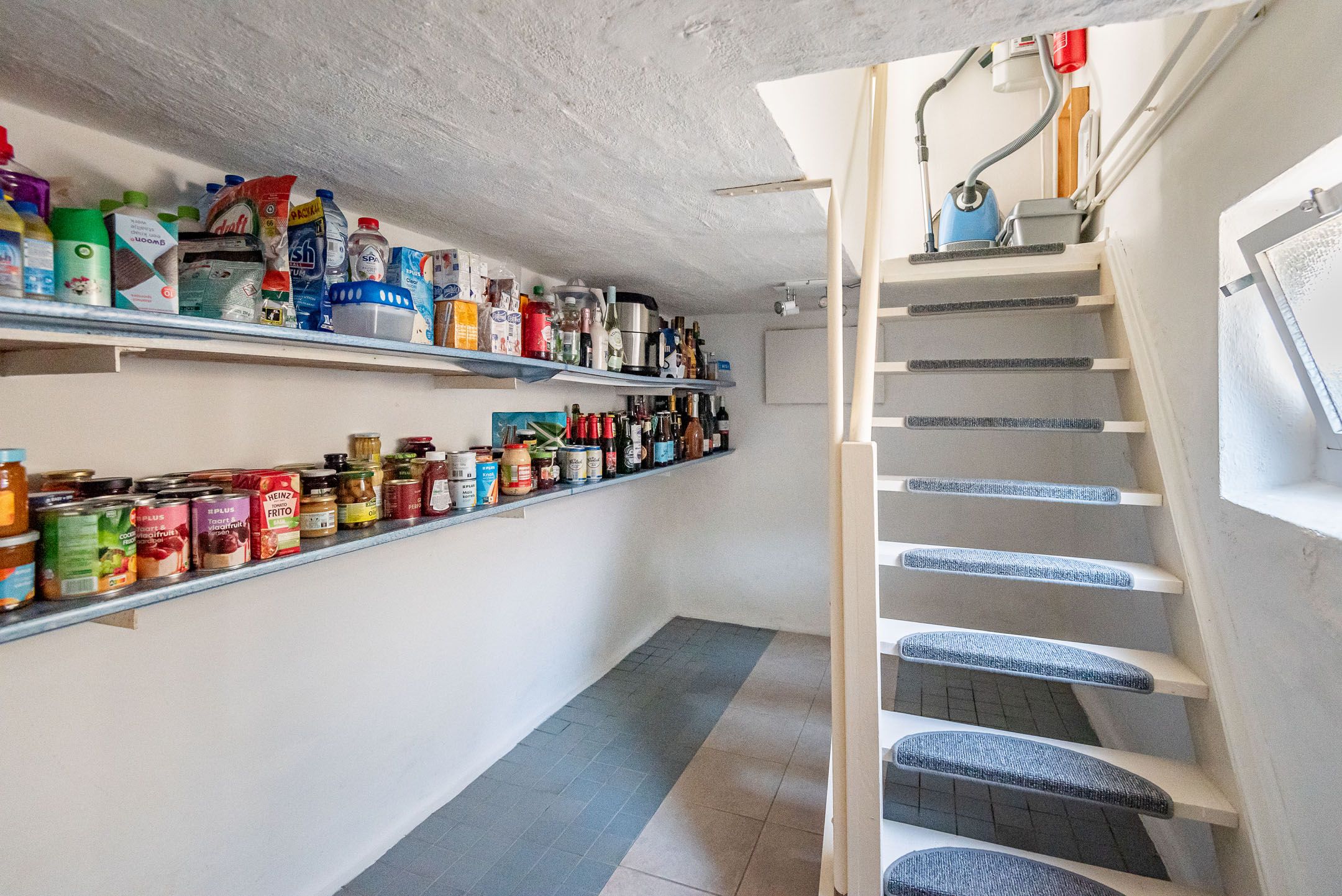 Foto 9 van Julianaboom 17