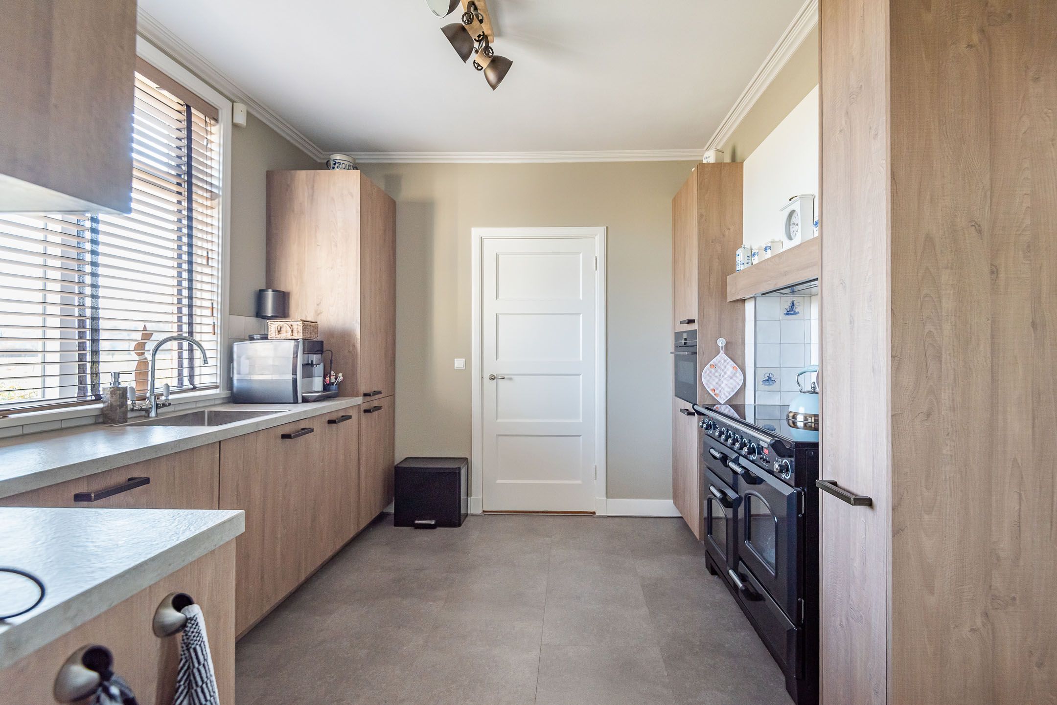 Foto 12 van Julianaboom 17