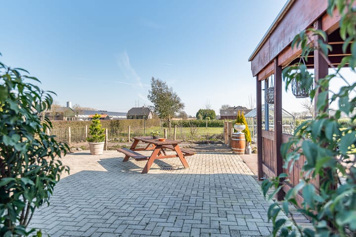 Foto 42 van Julianaboom 17