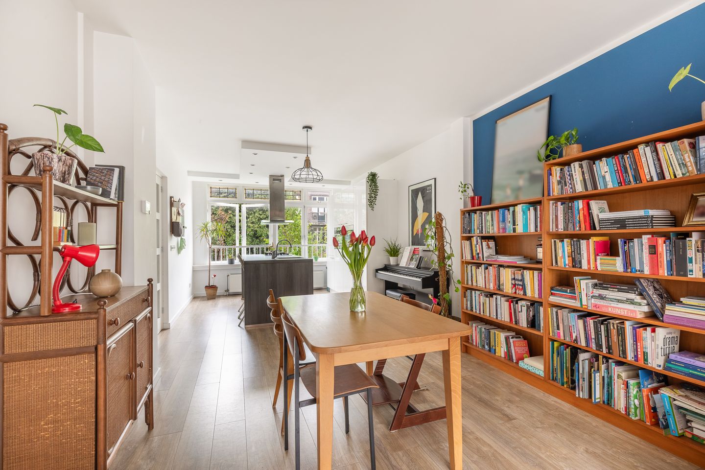 Foto 10 van Bisschopstraat 34-B