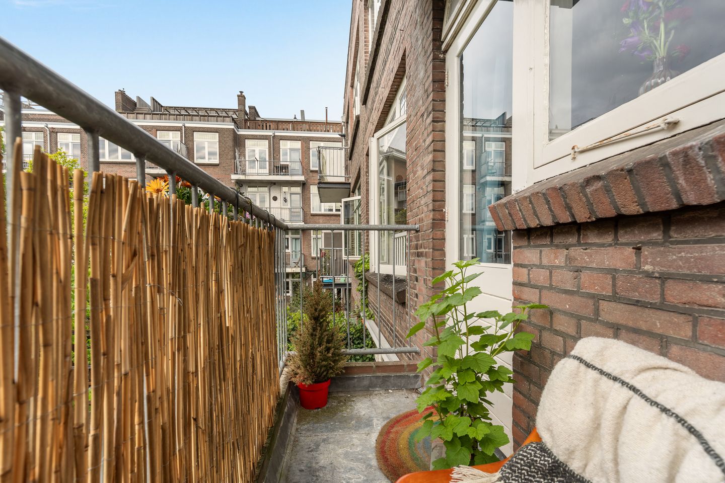 Foto 25 van Bisschopstraat 34-B