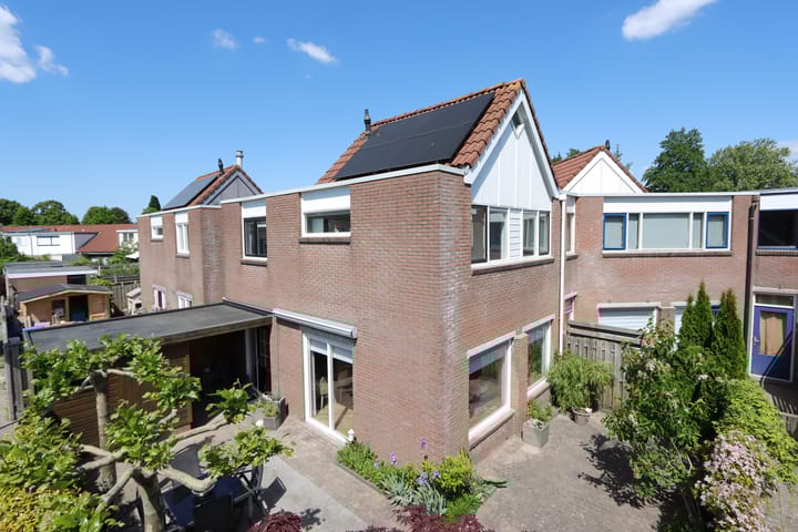 Koopwoningen - huizen te koop in [Funda]