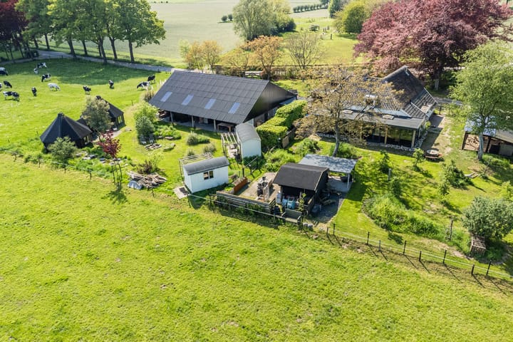 Foto 71 van Schiphorsterstraat 16