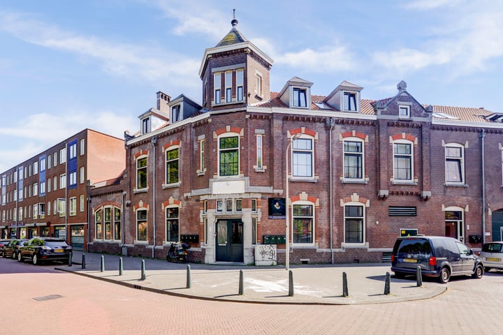 Van der Vennestraat 73-75, Den Haag