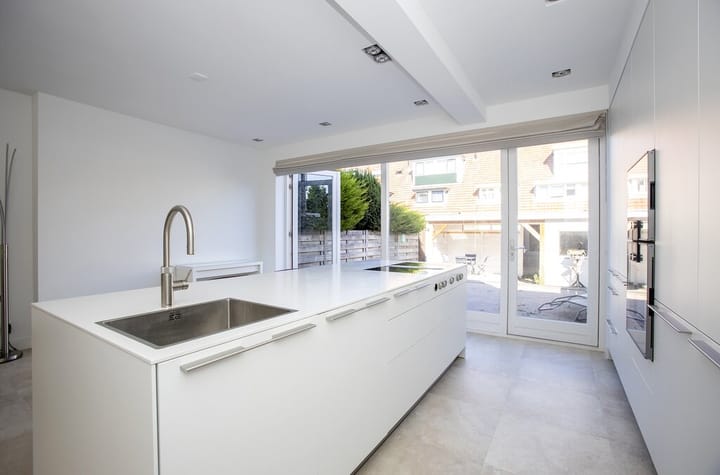 Foto 8 van Van Zuylen van Nijeveltstraat 282