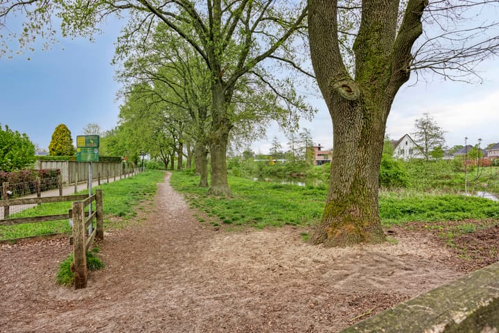 Foto 39 van Loowaard 24