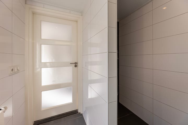 Photo 16 of Zonstraat 6