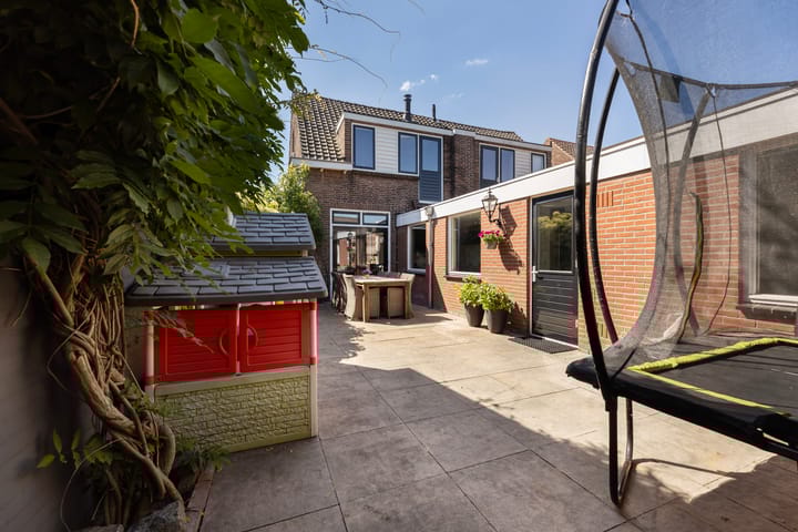 Photo 23 of Zonstraat 6