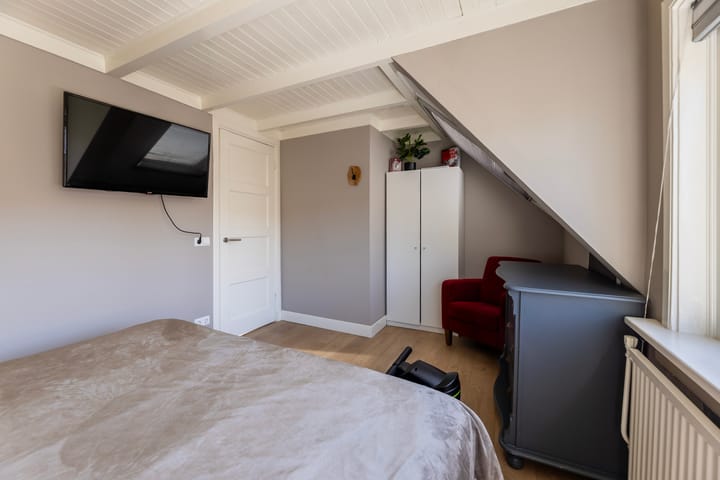 Photo 32 of Zonstraat 6