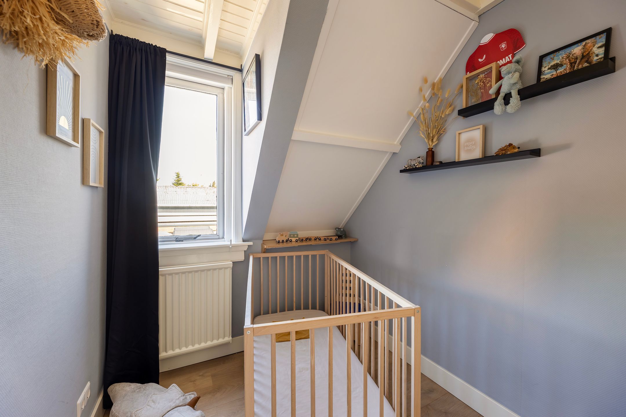 Foto 33 van Zonstraat 6