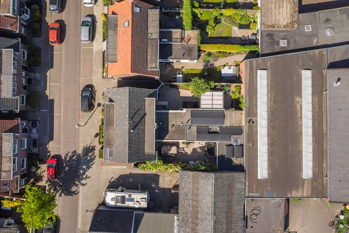 Photo 37 of Zonstraat 6