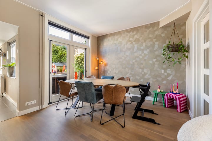 Photo 11 of Zonstraat 6