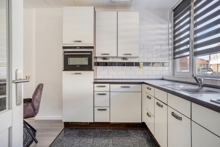 Foto 14 van Albert Cuypstraat 13