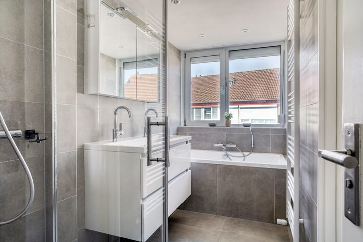 Foto 18 van Albert Cuypstraat 13