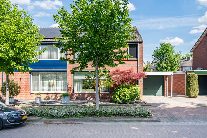 Foto 5 van Meeuwenstraat 10