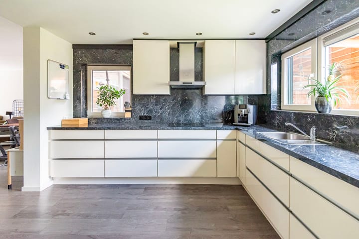 Foto 3 van Meeuwenstraat 10